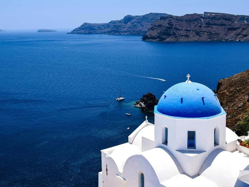 Santorini Guided Day Trip From Crete with Ferry Tickets - The small things that can save your day