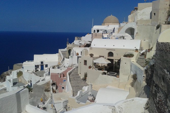 Santorini - The pearl of the Aegean - Optional volcano excursion: the add-on decision