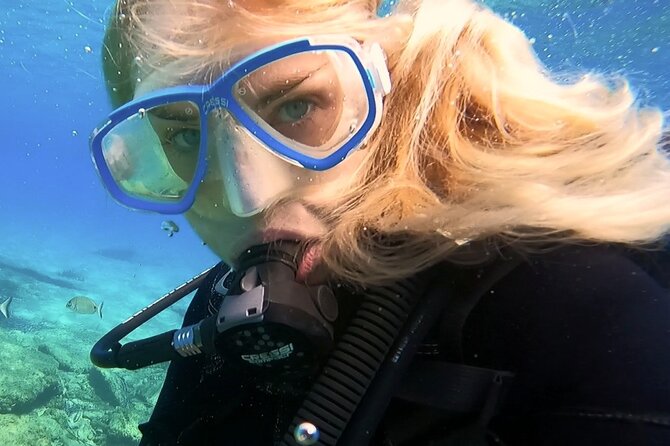 Scuba Diving for Beginners with a PADI Instructor near Heraklion - Coaching With Petro: What Small-Group Really Means in Practice