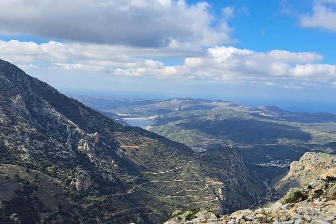 Small Group Tour to Knossos Palace Lasithi Plateau & Olive Mill - A Small Group Day Across Knossos and the Lasithi Plateau