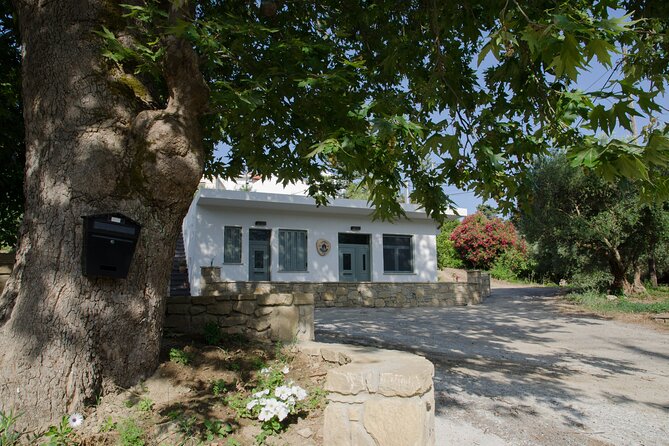 Small-Group Wine Tasting Activity in West Chania - Five wines, paired bites: what the tasting actually includes
