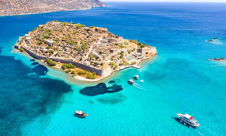 Spinalonga & Agios Nikolaos with BBQ - Agios Nikolaos: Lake Voulismeni, shopping streets, and quick coffee time
