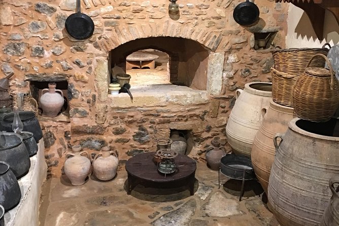 The Cretan Way of Life at the mountains of Rethymno (Mylopotamos) - Stop 5: Orange-tree taste and Apladiana village customs