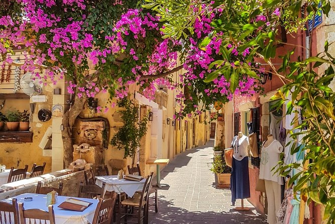 The Delicious Chania Street Food Tour - Why Chania street food works as a tour (and not just a snack run)