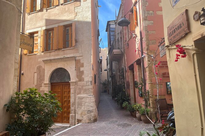 True Love in Chania: Self-Guided Romantic Puzzle Walk - Price and timing: fitting 1.5 to 2 hours into your day