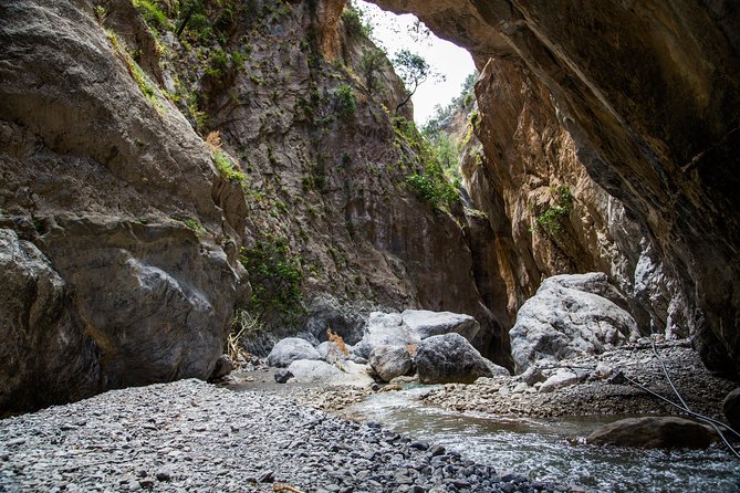 Unknown Crete -sarakina Gorge - Myrtos on the Libyan Sea: your time buffer for swimming and tea