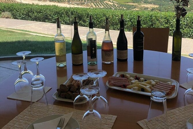 Wine olive and Food of Crete, Heraklion - The guides make it click: Magda Tsagkaraki and Demetrius
