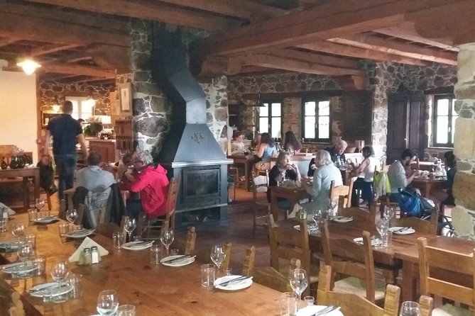 Wine & Olive Oil Tour with Lunch at Milia Mountain Retreat - Topolia Gorge: quick wildlife sightings and fast photo time